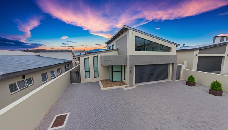 3 Bedroom Property for Sale in Sunset Estate Western Cape